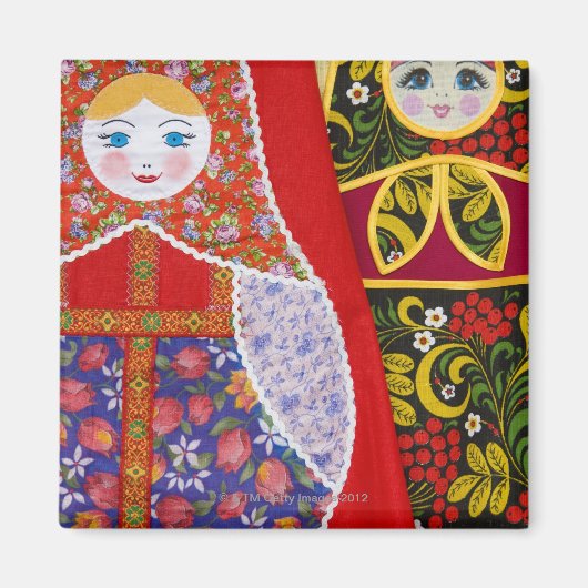 Malerei der russischen Matryoshka-Puppe Magnet (Vorne)