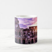 Malerei des Kolosseums in Rom bei Sonnenuntergang Kaffeetasse (Mittel)