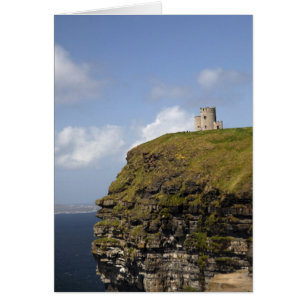 Malerische Klippen von Moher und O'Briens Turm.