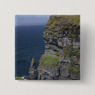 Malerische Klippen von Moher und O'Briens Turm Button