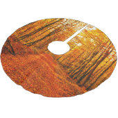 Malerische Landschaft des Herbstes Polyester Weihnachtsbaumdecke (Schrägansicht)