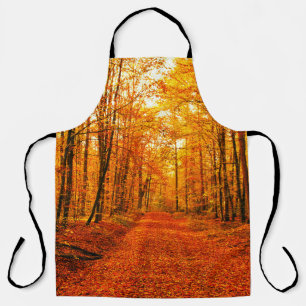 Malerische Landschaft des Herbstes Schürze