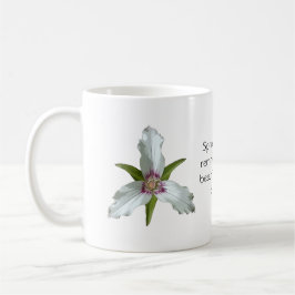 Malerische Trillium Spring Wildblume Kaffee Tasse