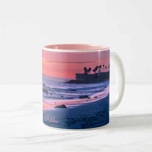 Malibu, malerisches Foto CA Zweifarbige Tasse (VorderseiteRechts)