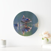 Mallard duck at sunset große wanduhr (Zuhause)