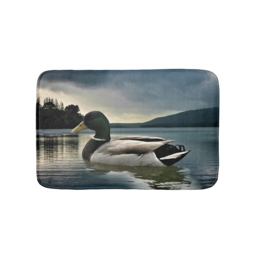 Mallard Duck On The Lake Badematte (Vorderseite)