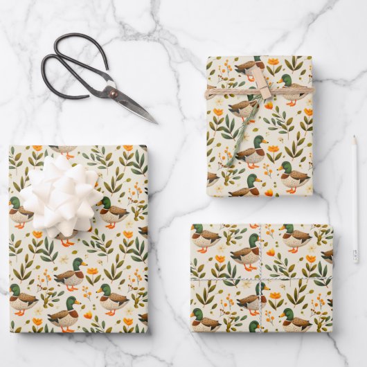 Mallard Encks in einem Waldmuster Geschenkpapier Set (Vorderseite)