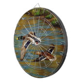 Mallard Enten fliegen über Teich Dartscheibe (Vorderseite rechts)