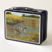 Mallard Enten fliegen über Teich Metall Brotdose (Rückseite)