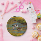 Mallard Enten fliegen über Teich Pappteller (Party)