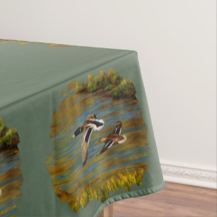 Mallard Enten fliegen über Teich Tischdecke