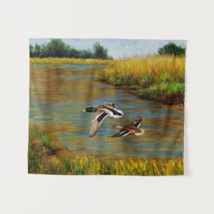 Mallard Enten fliegen über Teich Wandteppich