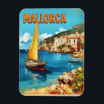 Mallorca Vintag Magnet<br><div class="desc">Mit dieser Postkarte im Vintagen Stil erleben Sie den zeitlosen Charme Mallorcas. Dieses Design mit seinen atemberaubenden Küsten,  historischen Dörfern und malerischen mediterranen Landschaften erinnert an die ruhige Schönheit dieser beliebten Baleareninsel. Diese Postkarte ist perfekt für Sammler,  Reisende oder als nachdenkliches Geschenk geeignet und feiert den anhaltenden Reiz Mallorcas.</div>