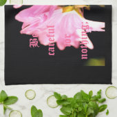 Mallow Bouquet Philippians 4:6 Geschirrtuch (Gefaltet)