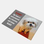 Malshi Funny Guard Dog Doormat 18 x 24 Fußmatte (Schrägansicht)