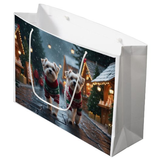 Maltese Dogs Christmas Snow Holiday Große Geschenktüte (Vorderseite Schrägansicht)