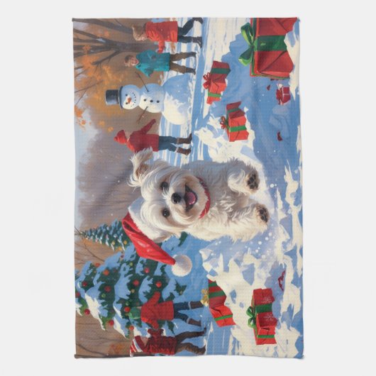 Malteser Hund läuft im Schnee mit Weihnachtshut Geschirrtuch (Vertikal)