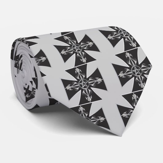 Malteser Kreuz Krawatte (Gerollt)