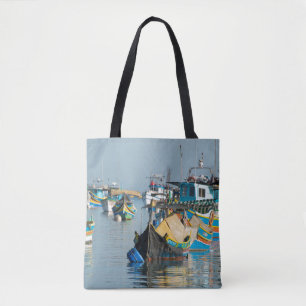 Maltesische Fischerboote Marsaxlokk in Malta Tasche
