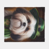 Malti Tzu Dog in St. Patrick's Day Dress Fleecedecke (Vorderseite (Horizontal))