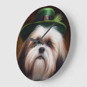 Malti Tzu Dog in St. Patrick's Day Dress Große Wanduhr (Winkel)