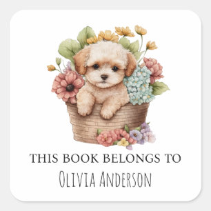 Maltipoo Welpe in Blume Basket Dieses Buch gehört Quadratischer Aufkleber