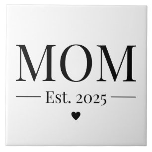 Mama 2025 fliese