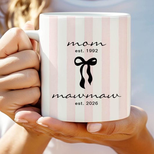 Mama an Oma Est Tasse mit Schleife