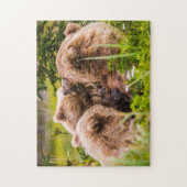 Mama Bären pflegen ihre zwei Jungen, Lake Clark Na Puzzle (Vertikal)