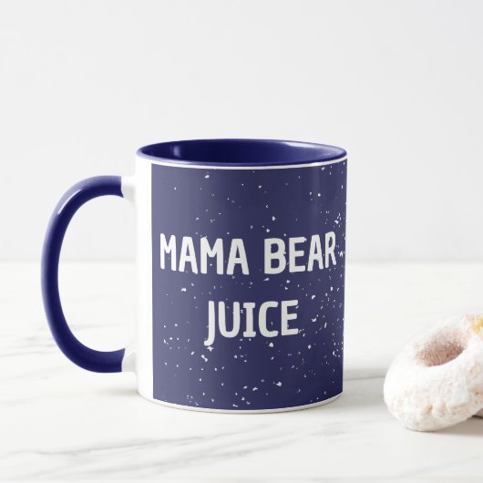 Mama Bärensaft Weißer Punkt Niedlicher Weißer Text Tasse (Mit Donut)