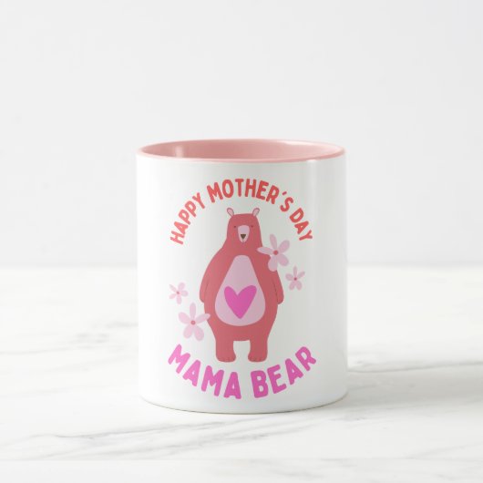 Mama Bear Hugging Cub Mütter Day Tasse (Zentrum)