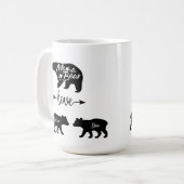 Mama Bear und Cubs Tasse (Vorderseite Links)