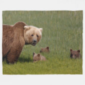 MAMA BEAR und HER CUBS Fleecedecke (Vorderseite (Horizontal))
