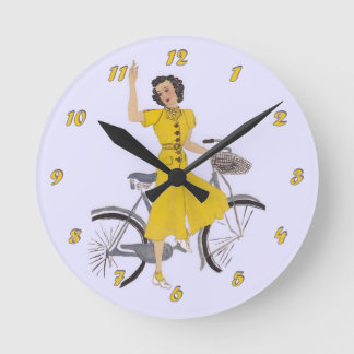 Mama Bike Lady Runde Wanduhr