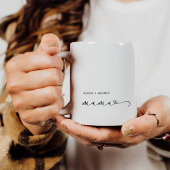 Mama | Chic Script and Heart with Kids Names Kaffeetasse
