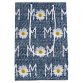 Mama Daisy auf blauem Denim Mittlere Geschenktüte (Rückseite)