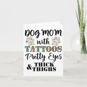 Mama des Hundes mit Hübschen Augen, Tätowierung un Karte
