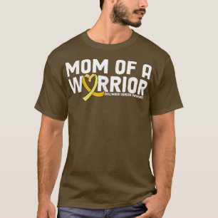 Mama des Krebs im Shirt eines Kriegers im Kindesal
