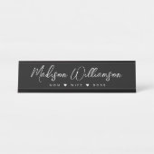 Mama, Ehefrau, Boss Trendy Brush Script Black Schreibtischnamensplakette (Vorderseite )