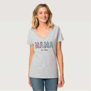 Mama est Womens V-Neck T - Shirt