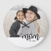 Mama etabliertes Foto Große Wanduhr (Vorderseite)