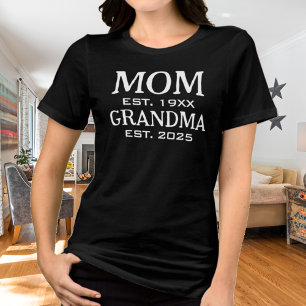 Mama für Oma 2025 Est Tri-Blend Shirt