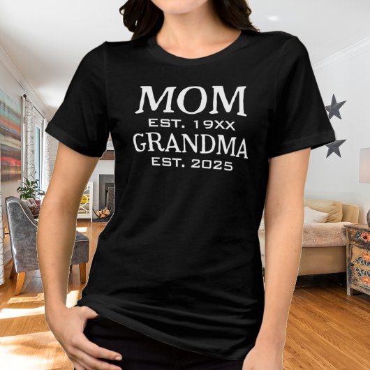 Mama für Oma 2025 Est Tri-Blend Shirt
