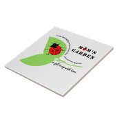 Mama Garden Ladybug Große Keramik Fliese (Seite)