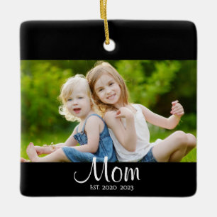 Mama hat ein Schwarz-Weiß-Script-Foto eingerichtet Keramikornament
