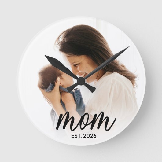 Mama hat modernes schwarzes Skript-Foto eingericht Runde Wanduhr (Vorderseite)