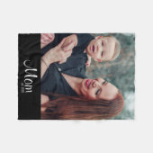 Mama hat modernes schwarzes Skriptfoto eingerichte Fleecedecke (Vorderseite (Horizontal))