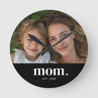 Mama hat modernes weißes minimalistisches Foto ein