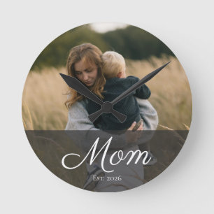 Mama hat modernes weißes Skript-Foto eingerichtet Runde Wanduhr