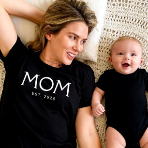 Mama hat neues Mama-Geschenk etabliert T-Shirt
